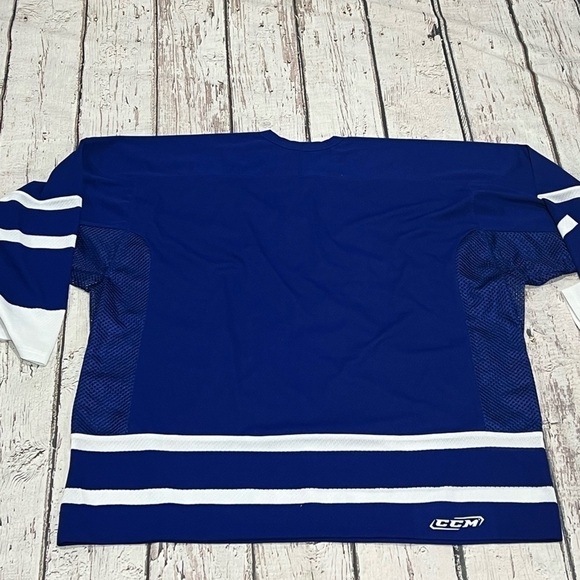 Middletown New Jersey CCM NHL Hockey Sports Club Jersey - Picture 2 of 7